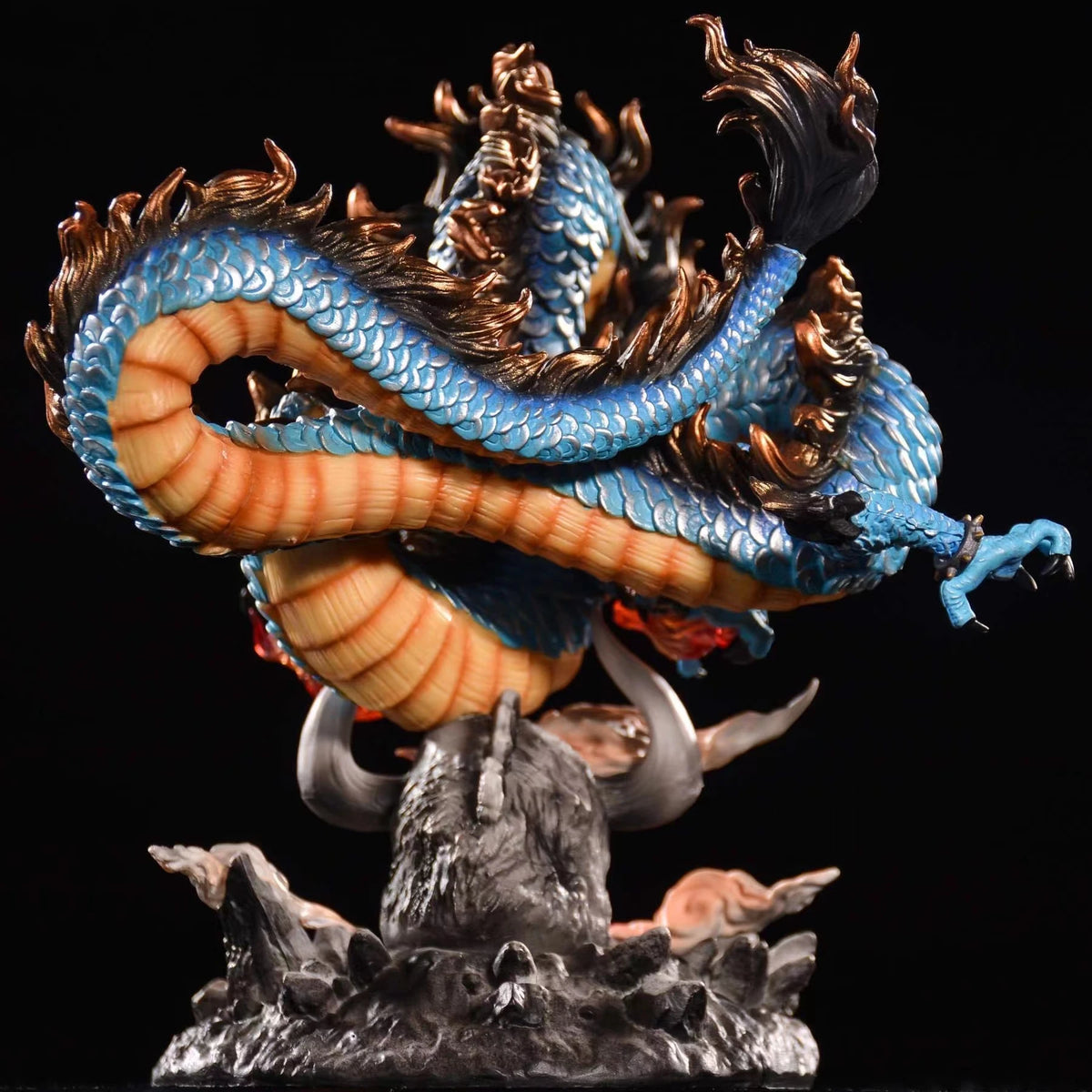 DRAGON HOLLYWOOD X - 22cm One Piece Anime Figure GK Kaido Dragon Form Four Emperors With Lamp Toy For Gift PVC Action Figure Model Dolls Anti-stress - BEVERLY HILLS, CA