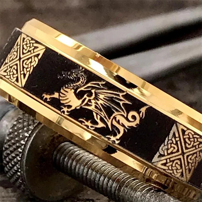 DRAGON HOLLYWOOD X - 2023 Cool Gold Color Men Dragon Pattern Crystal Animal Rings for Party OR Wedding Accessories Man Jewelry