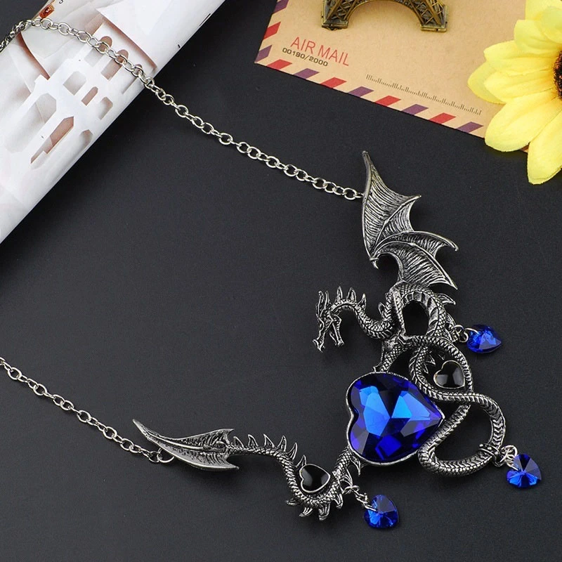 Dragon Hollywood X- Fashion Heart-Shaped Men AND Women Pendant Necklace Zircon Inlaid Fashion Jewelry Dragon Personality Punk Hip Hop Domineering Necklace- BEVERLY HILLS CA