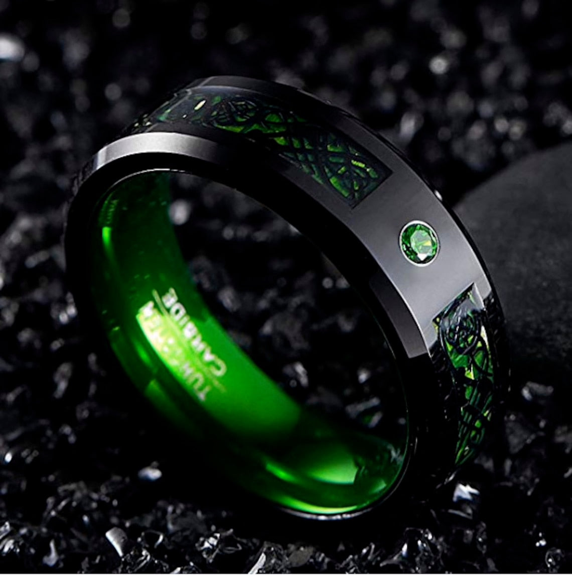 Fashion Men 8mm Black Tungsten Wedding Celtic Dragon Ring Inlaid Green Zircon Punk Men Stainless Steel Green Carbon Fibre Ring