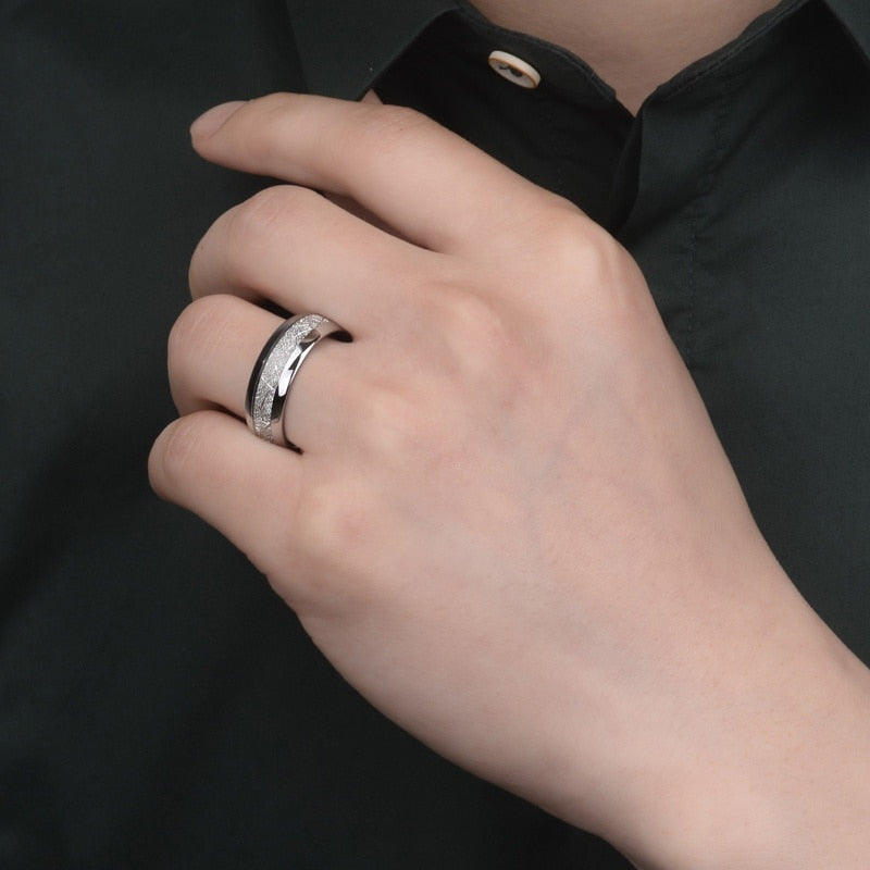 Fashion Men 8mm Black Tungsten Wedding Celtic Dragon Ring Inlaid Green Zircon Punk Men Stainless Steel Green Carbon Fibre Ring