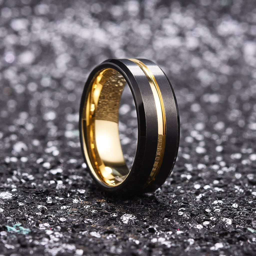 Fashion Men 8mm Black Tungsten Wedding Celtic Dragon Ring Inlaid Green Zircon Punk Men Stainless Steel Green Carbon Fibre Ring