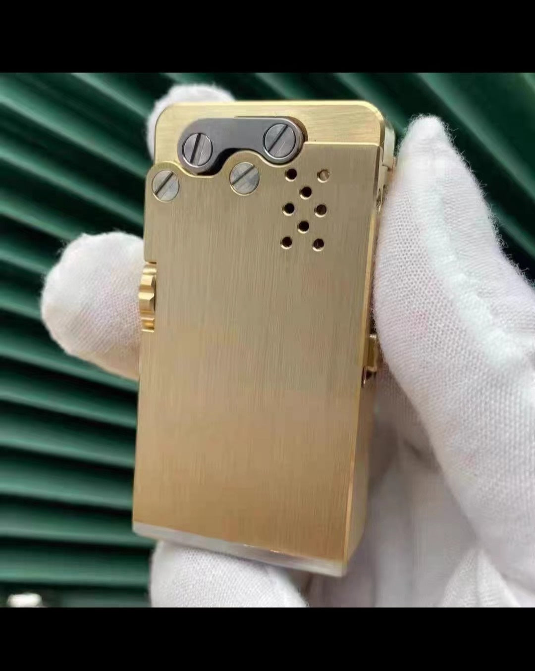 Manual Titanium Alloy Dragon Tongue Automatic Kerosene Lighter One-button Automatic Ignition Military Machinery Lighter
