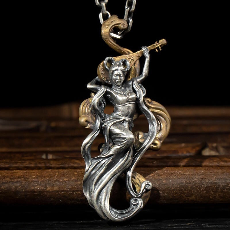 Dragon Hollywood X - Retro Domineering Dragon Riding Bodhisattva Buddha Pendant Necklace Men and Women Personality Trend Amulet Necklace Prayer Gift - Beverly Hills California