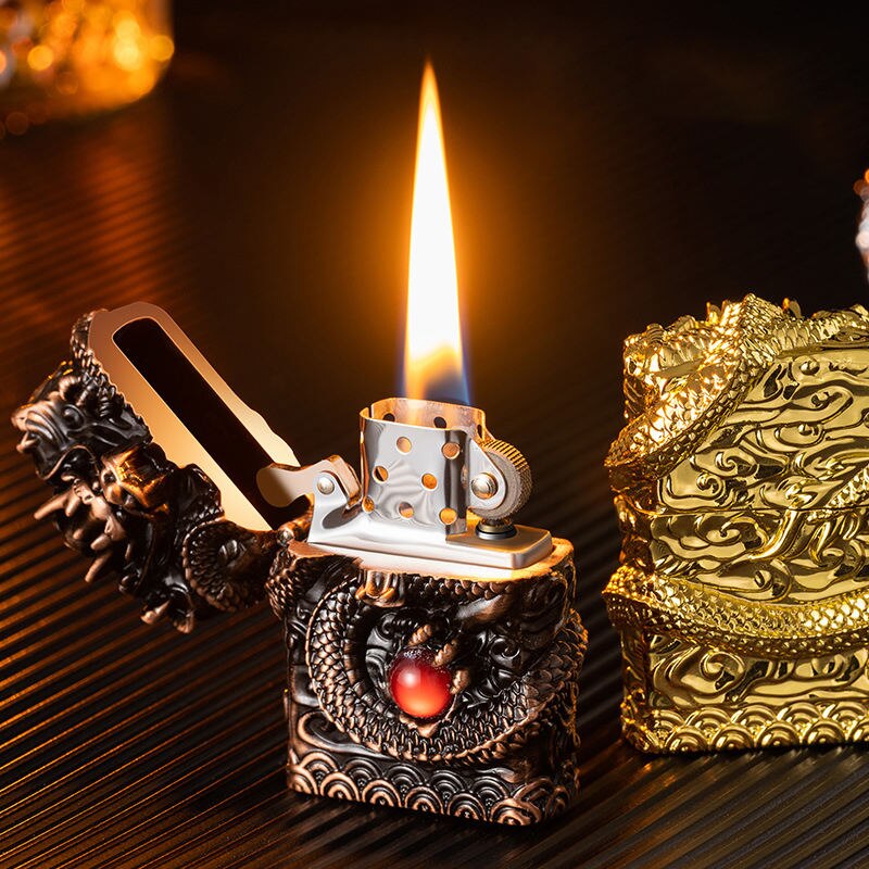 Heavy Armor Dragon Embossed Metal Shell Wheel Kerosene Lighter Men Gadgets Kerosene Oil Gasoline Pattern Lighter